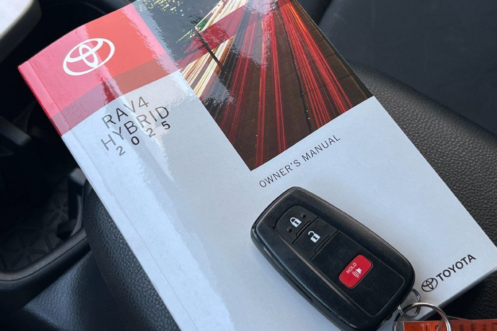 Certified 2025 Toyota RAV4 XLE AWD/4WD image 12