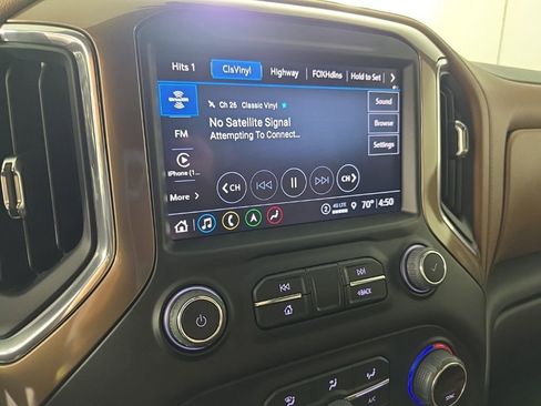 Used 2022 Chevrolet Silverado 1500 High Country w/ Safety Package II image 18