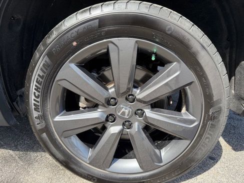 Used 2024 Honda Pilot Sport image 29