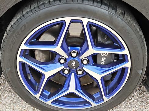 Used 2025 Ford Mustang GT Premium w/ GT Performance Package RWD image 12