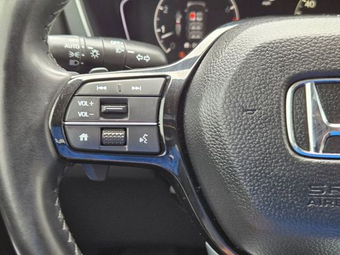 Used 2023 Honda Pilot Touring image 23