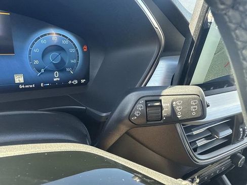 Certified 2025 Ford Escape Platinum AWD/4WD image 34