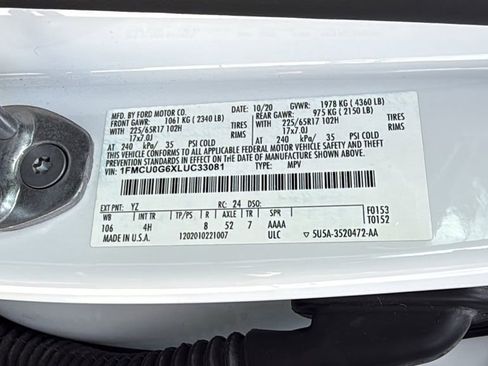 Used 2020 Ford Escape SE image 44