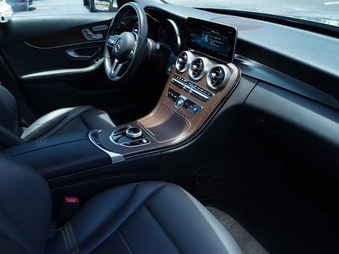 Used 2019 Mercedes-Benz C 300 Sedan image 19