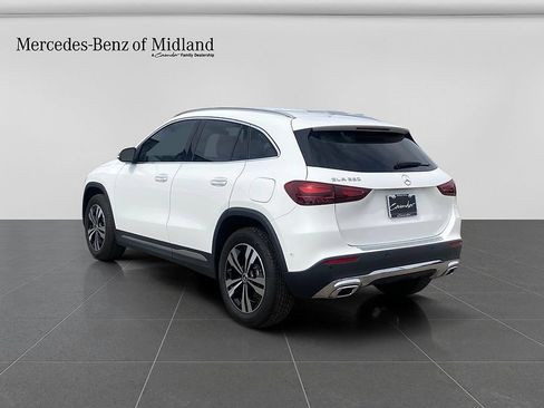 New 2025 Mercedes-Benz GLA 250 image 5