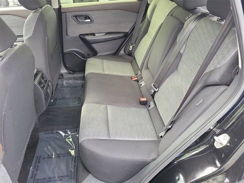 Used 2023 Nissan Rogue SV image 20