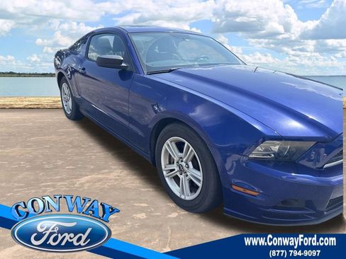Used 2014 Ford Mustang Coupe w/ Equipment Group 102A RWD image 1