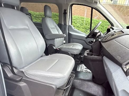 Used 2018 Ford Transit 350 XL RWD image 30