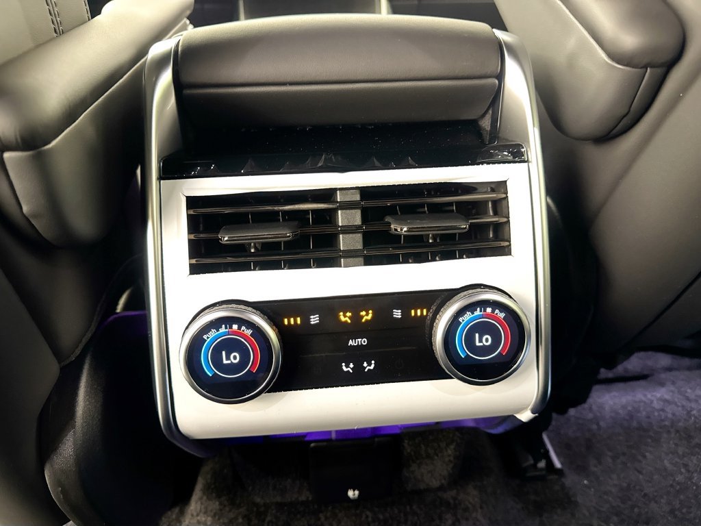 New 2026 Land Rover Range Rover SE AWD/4WD image 27