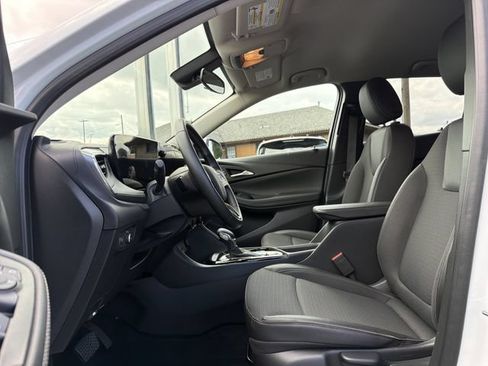 Used 2025 Buick Encore GX Preferred FWD image 13
