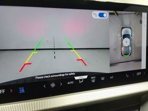 Used 2025 Ford Explorer ST w/ Sun And Sound Package image 32