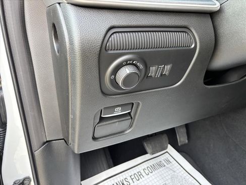 New 2026 Jeep Grand Wagoneer Limited AWD/4WD image 8