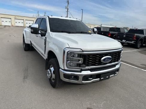 Used 2024 Ford F350 King Ranch w/ Chrome Package image 32
