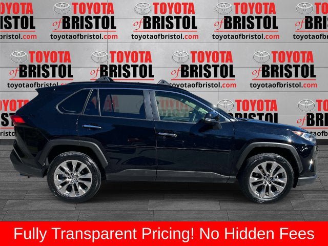 Used 2020 Toyota RAV4 Limited AWD/4WD image 2