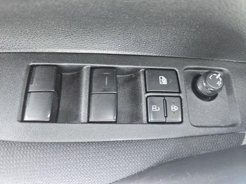 Used 2022 Toyota Corolla LE image 27