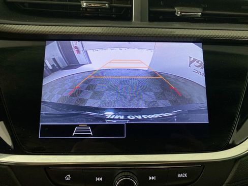 Certified 2023 Buick Encore GX Select w/ Sport Touring Package FWD image 17