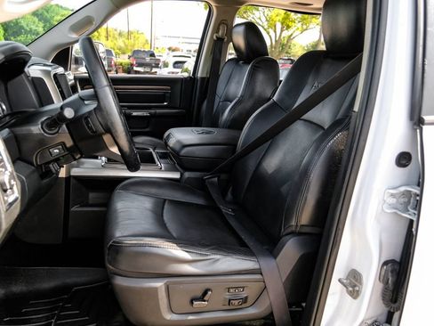 Used 2015 RAM 1500 Laramie w/ Convenience Group AWD/4WD image 43