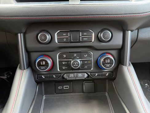 Used 2023 Chevrolet Suburban RST w/ Sport Performance Package AWD/4WD image 30
