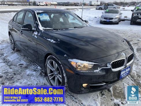Used 2014 BMW 328i xDrive Sedan image 3