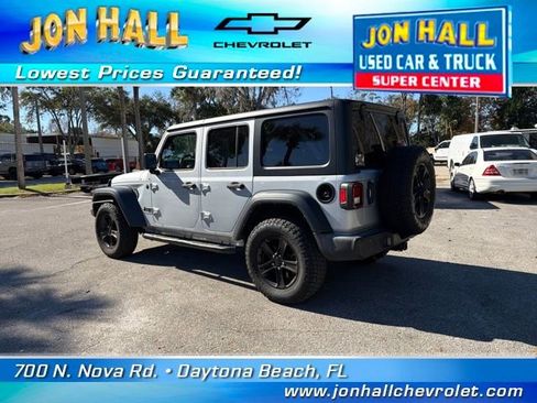 Used 2022 Jeep Wrangler Unlimited Sport image 7