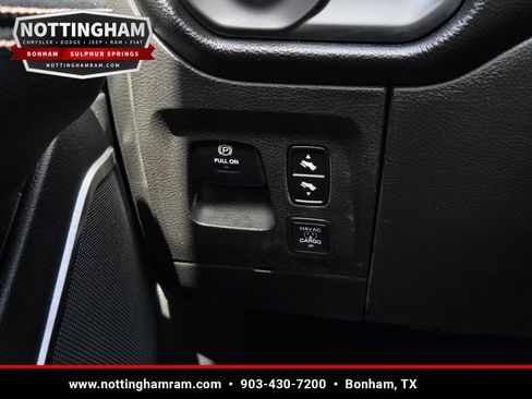 Used 2019 RAM 1500 Laramie AWD/4WD image 29