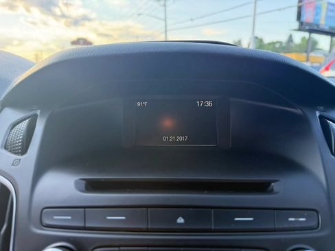 Used 2017 Ford Focus ST FWD image 18