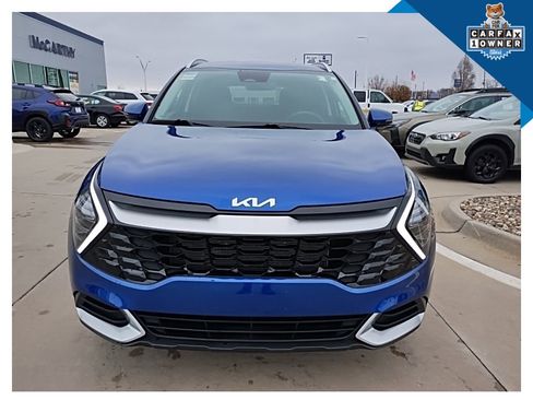 Used 2024 Kia Sportage EX image 3