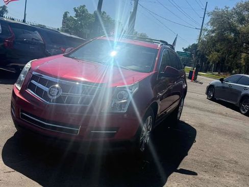 Used 2012 Cadillac SRX Luxury image 2