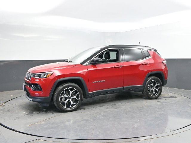 Used 2026 Jeep Compass Limited w/ Mopar All Weather Package AWD/4WD image 7