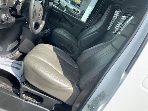Used 2019 Chevrolet Express 2500 w/ Driver Convenience Package RWD image 13
