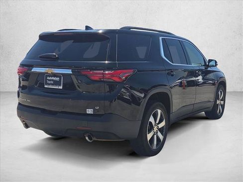 Used 2023 Chevrolet Traverse LT w/ LT Premium Package AWD/4WD image 5