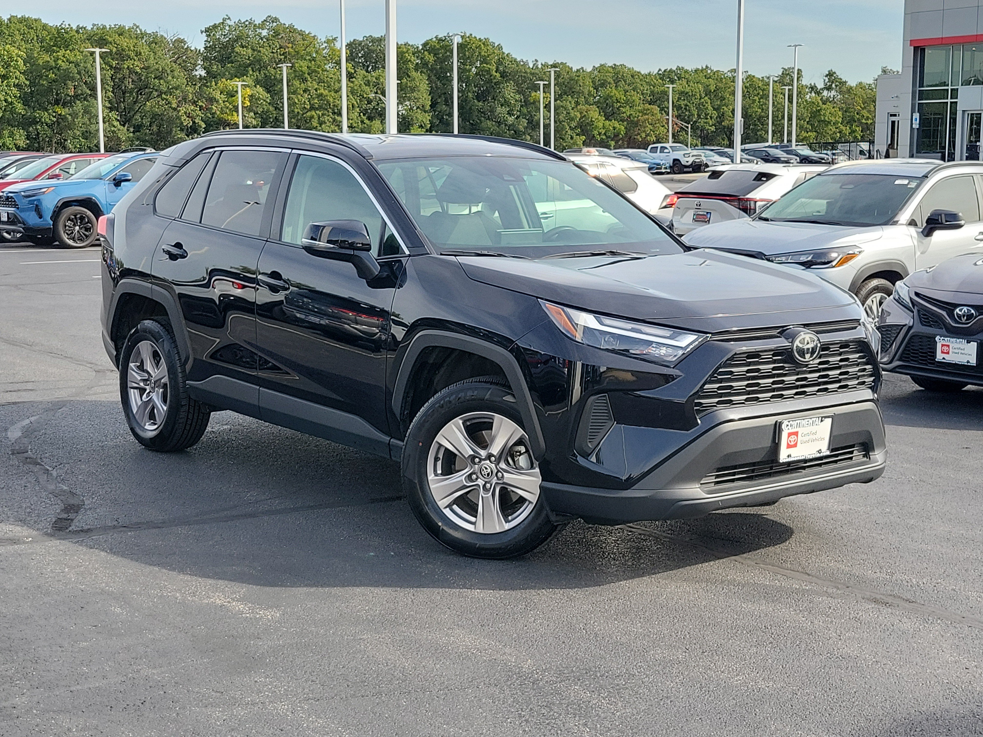 Certified 2025 Toyota RAV4 XLE AWD/4WD image 35
