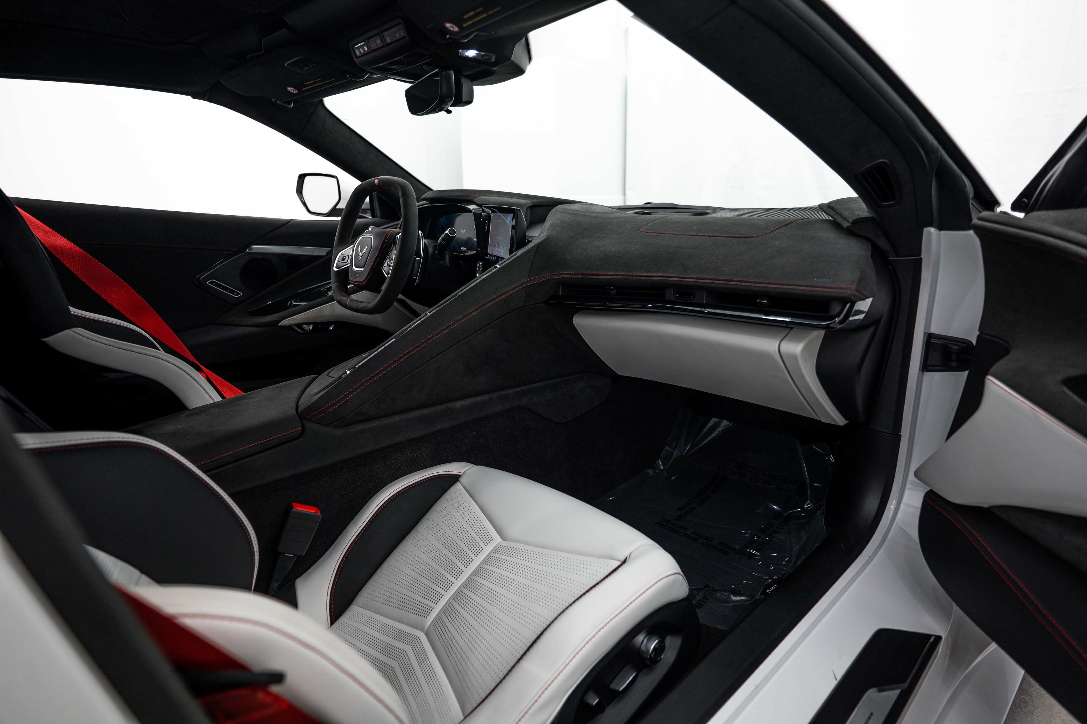 Used 2023 Chevrolet Corvette Stingray Premium Cpe w/ Z51 Performance Package RWD image 14