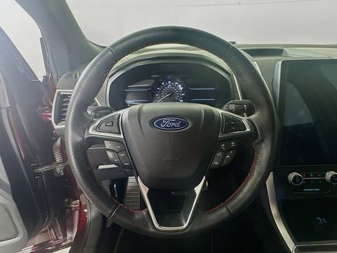Used 2022 Ford Edge ST-Line image 12