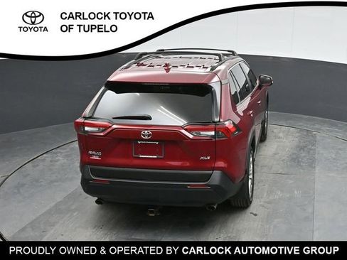 Used 2019 Toyota RAV4 XLE Premium image 31