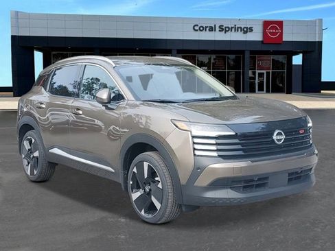 New 2026 Nissan Kicks SR image 5