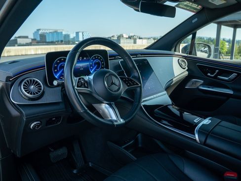 Certified 2023 Mercedes-Benz EQE 350+ 4MATIC SUV image 17