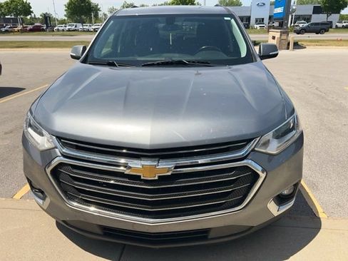 Used 2018 Chevrolet Traverse LT AWD/4WD image 2