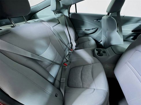 Used 2017 Chevrolet Volt LT w/ Comfort Package image 23