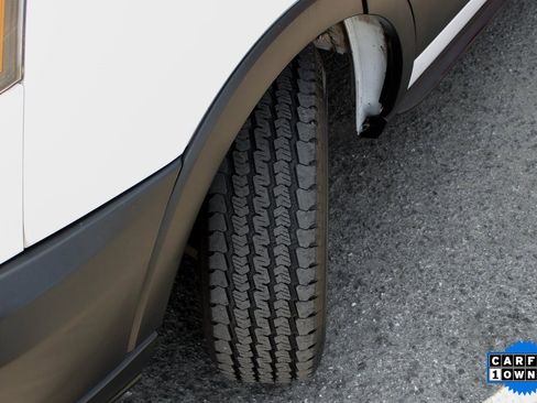 Used 2019 Ford Transit 150 130 Medium Roof image 36