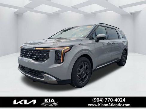 Used 2025 Kia Carnival SX FWD image 7
