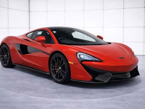 Used 2017 McLaren 570S image 7