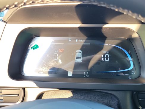 Used 2026 Hyundai Elantra Sport FWD image 10
