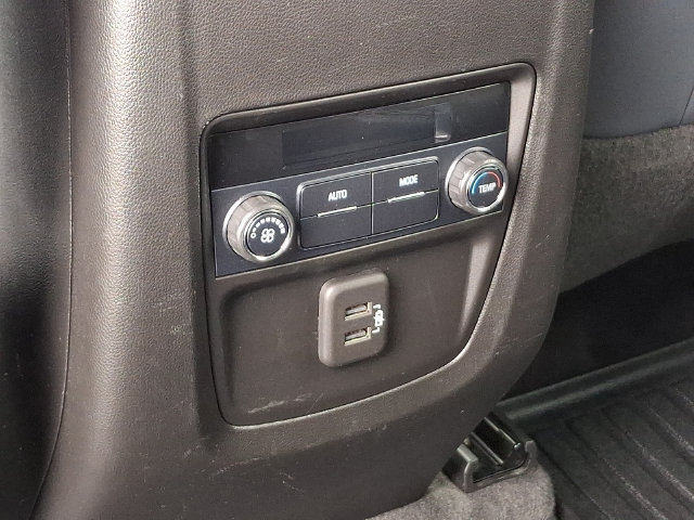 Used 2020 Buick Enclave Essence AWD/4WD image 18