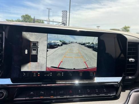 Used 2025 Chevrolet Silverado 1500 ZR2 AWD/4WD image 20