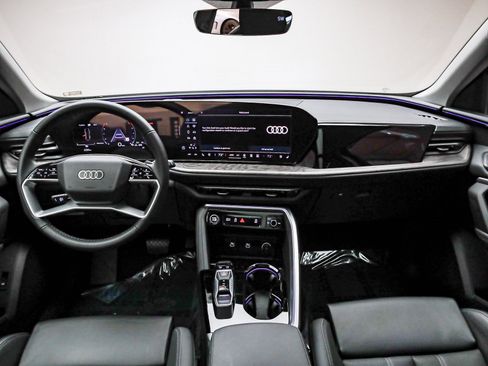 Certified 2025 Audi Q5 Premium Plus w/ Premium Plus image 13