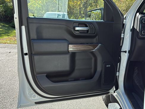 Used 2019 Chevrolet Silverado 1500 RST w/ All-Star Edition image 12