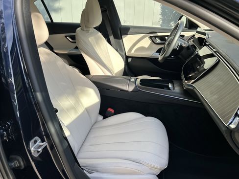 Certified 2025 Mercedes-Benz E 350 4MATIC Sedan image 52