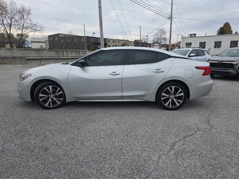 Used 2016 Nissan Maxima 3.5 S image 10