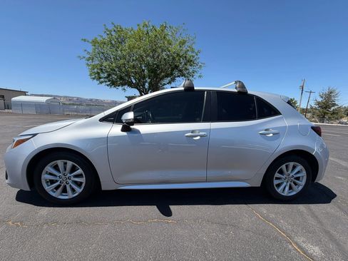 Used 2023 Toyota Corolla SE FWD image 1
